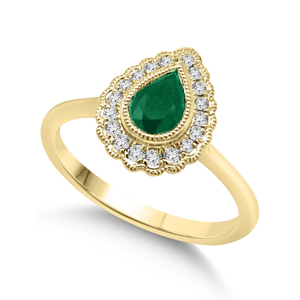 9k Diamond and Emerald Ring
